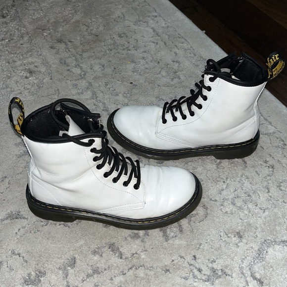 Dr. Martens white 1460 8-Eye boots Womens Size 5/Girl 3 - Picture 7 of 17